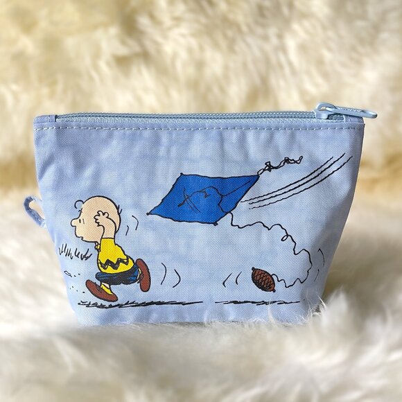 NWOT Baggu Go Pouch Small - Kite Eating Tree (Peanuts) - Picture 1 of 6